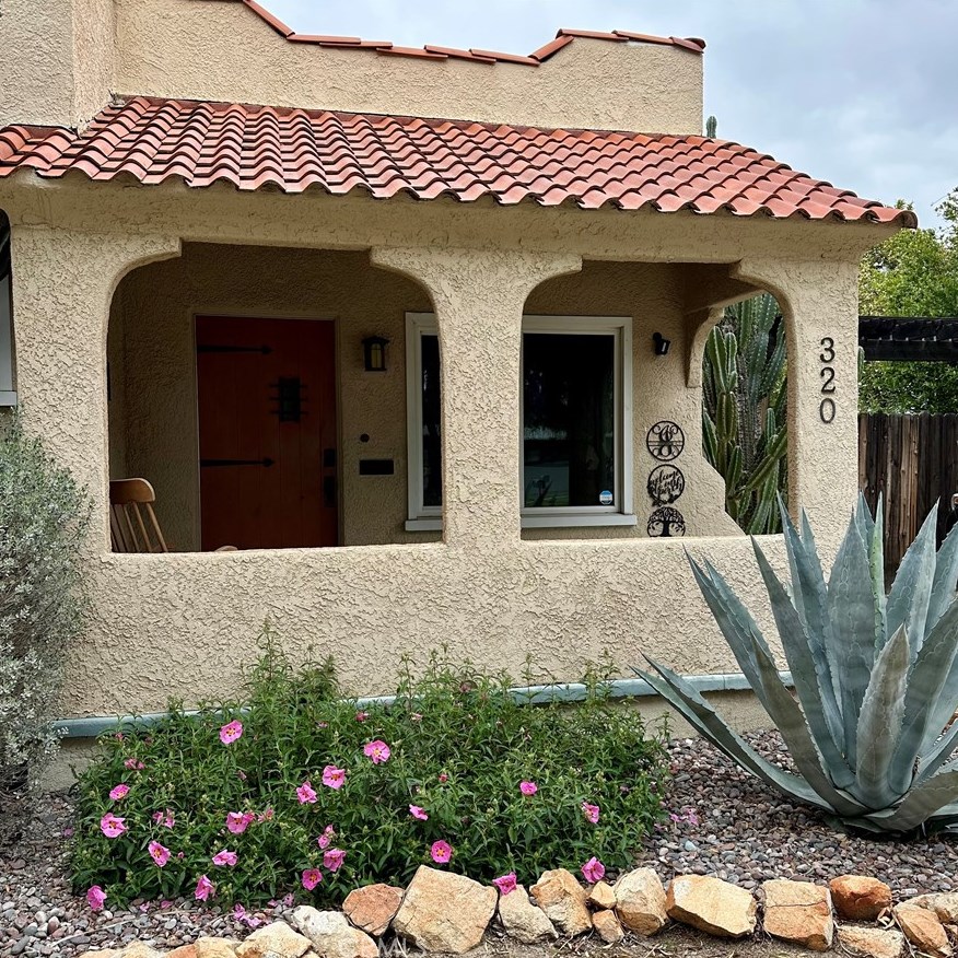 320 Acacia Ave, Hemet, CA 92543-4228