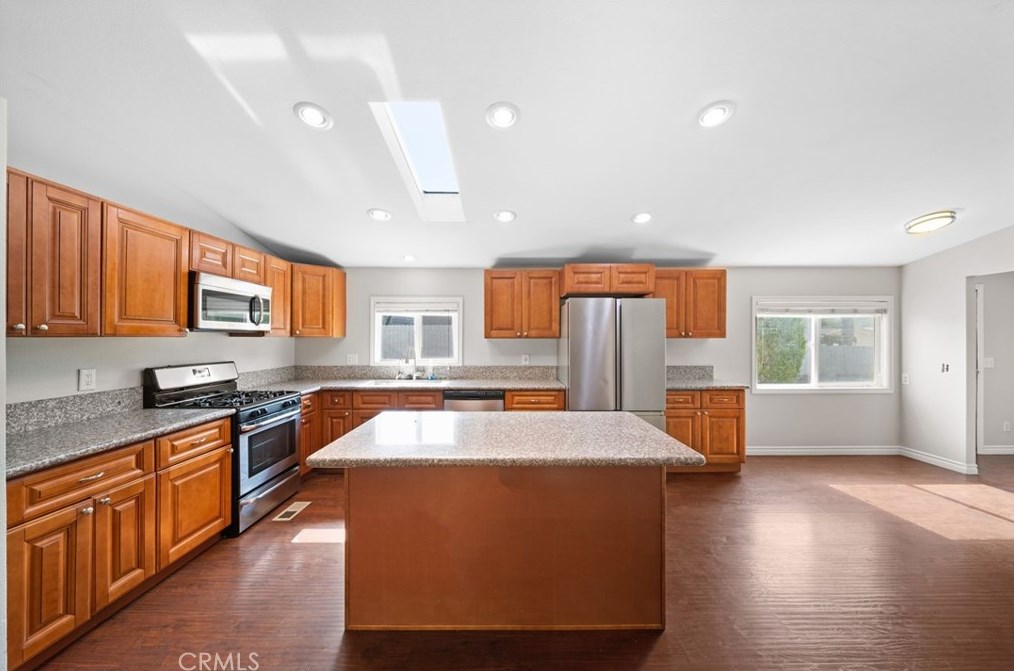 24829 Cornstalk Rd, Wildomar, CA 92595