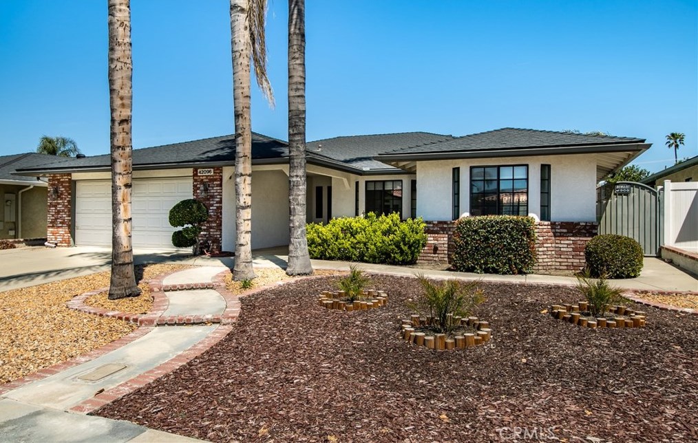42096 Shadow Ln, Hemet, CA 92544-6492