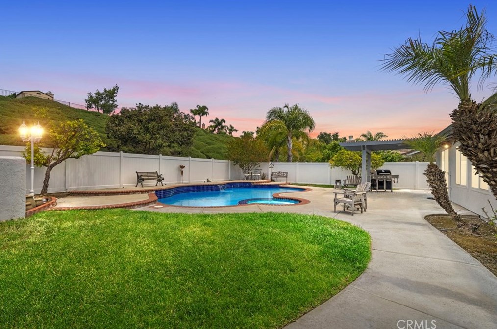 33304 Via Chapparo, Temecula, CA 92592
