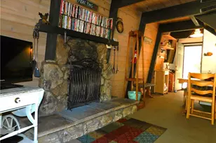 318 W Sherwood Blvd, Big Bear City, CA 92314 - Photo 24