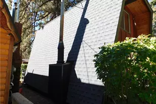 318 W Sherwood Blvd, Big Bear City, CA 92314 - Photo 6