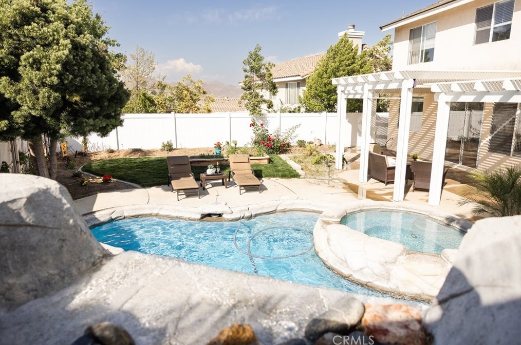 27483 Bunkerhill Dr, Corona, CA 92883