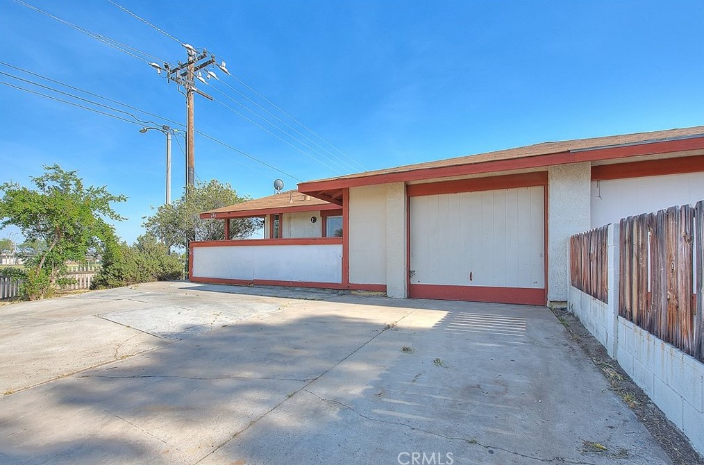 405 W 13th St, Perris, CA 92570