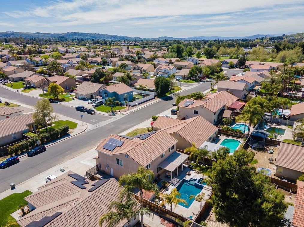 5632 Cheryl St, Hemet CA  92544-1745 exterior