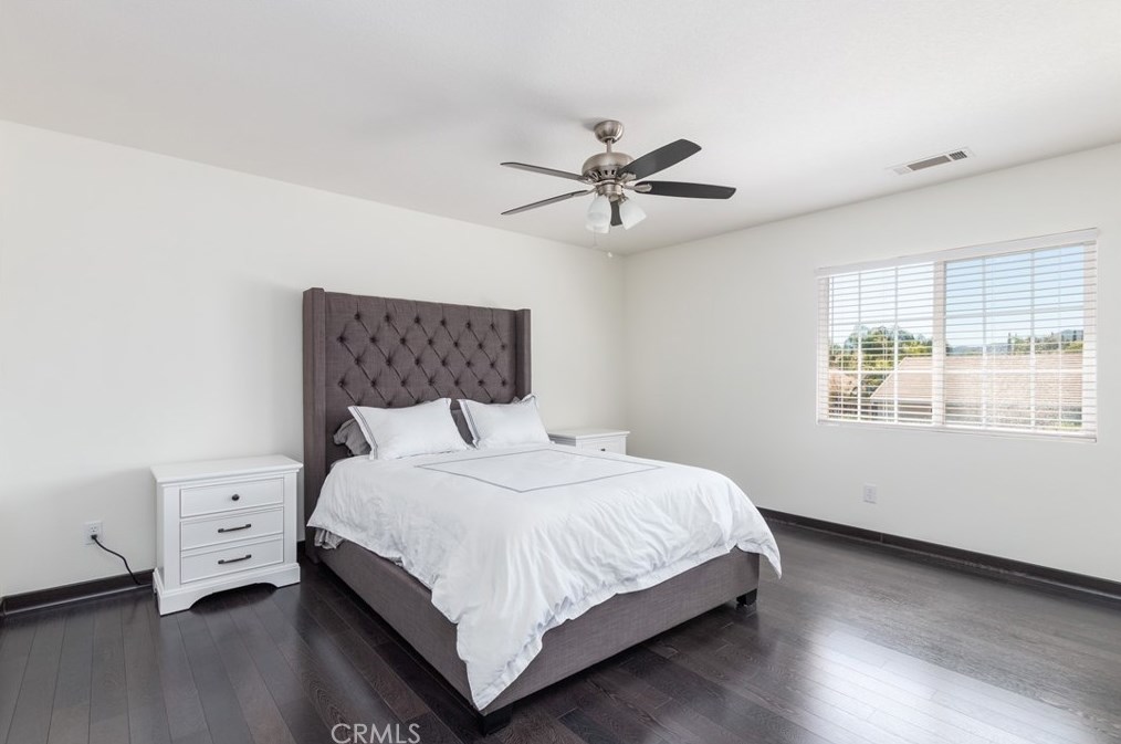 5632 Cheryl St, Hemet CA  92544-1745 exterior