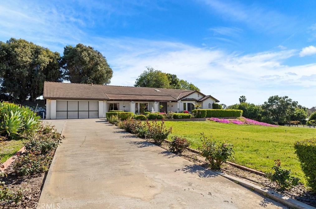 1225 Via De Maranatha, Fallbrook, CA 92028
