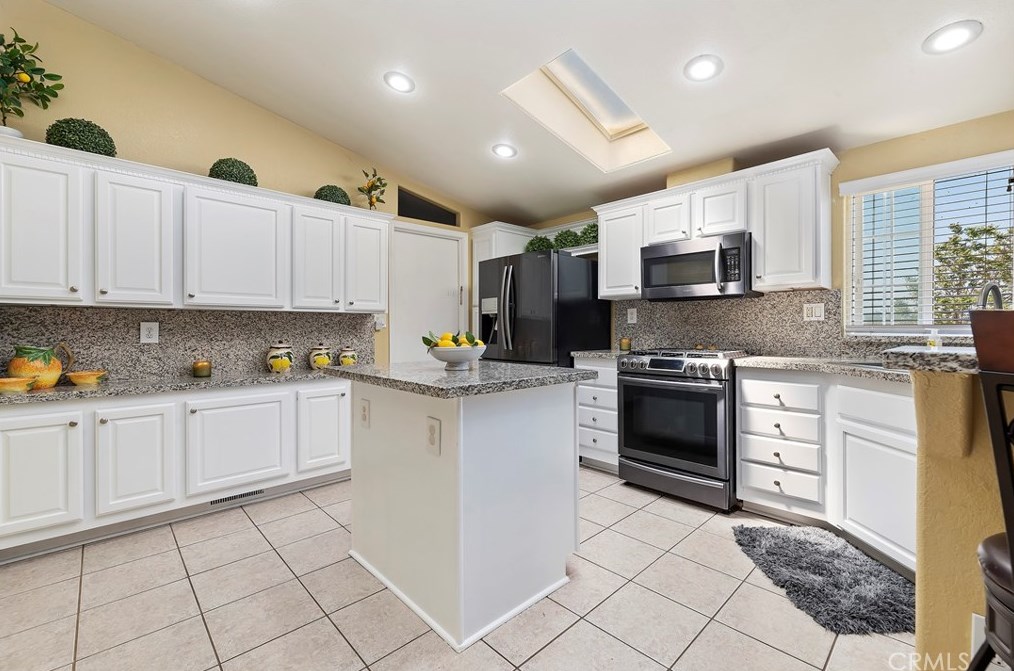 20090 Verta St, Perris, CA 92570