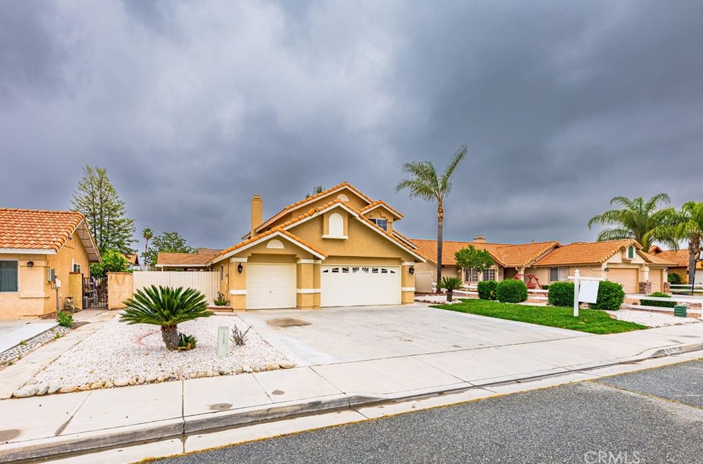 2109 Saint Michele, San Jacinto, CA 92583