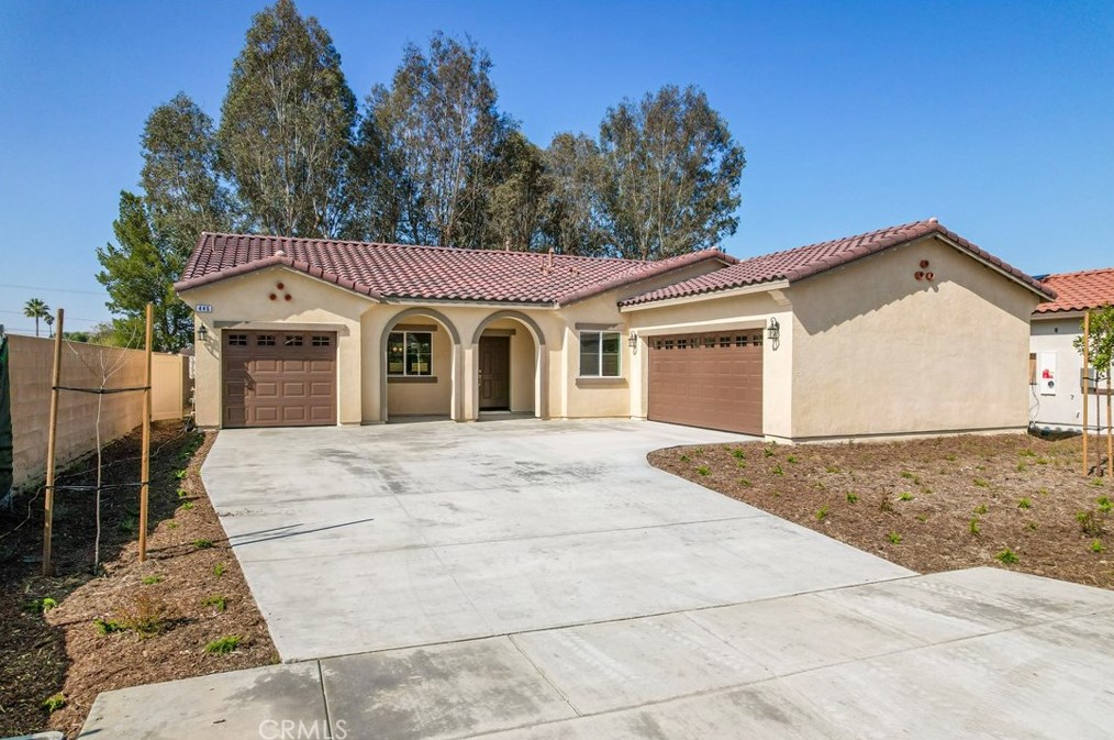 446 W Camellia Way, San Jacinto, CA 92583
