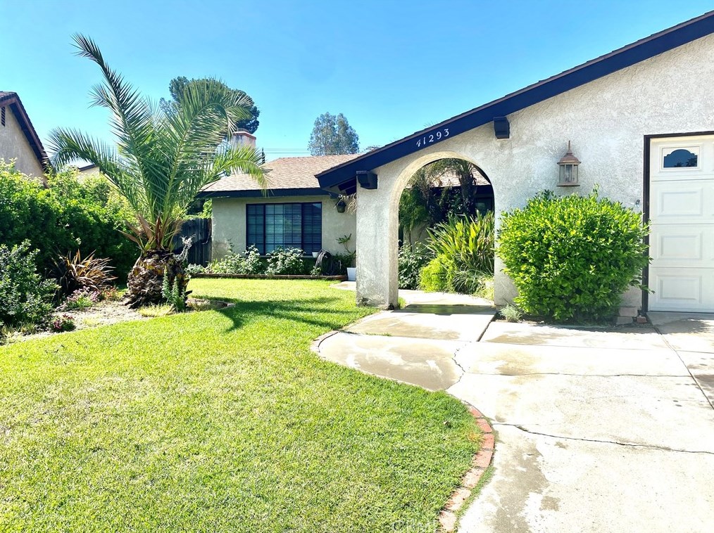 41293 Shadow Palm Way, Hemet, CA 92544-8282