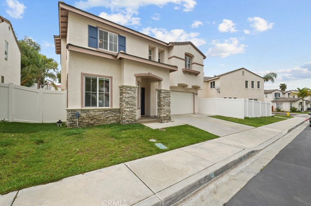 44721 Vail Oak Rd, Temecula, CA 92592-1857