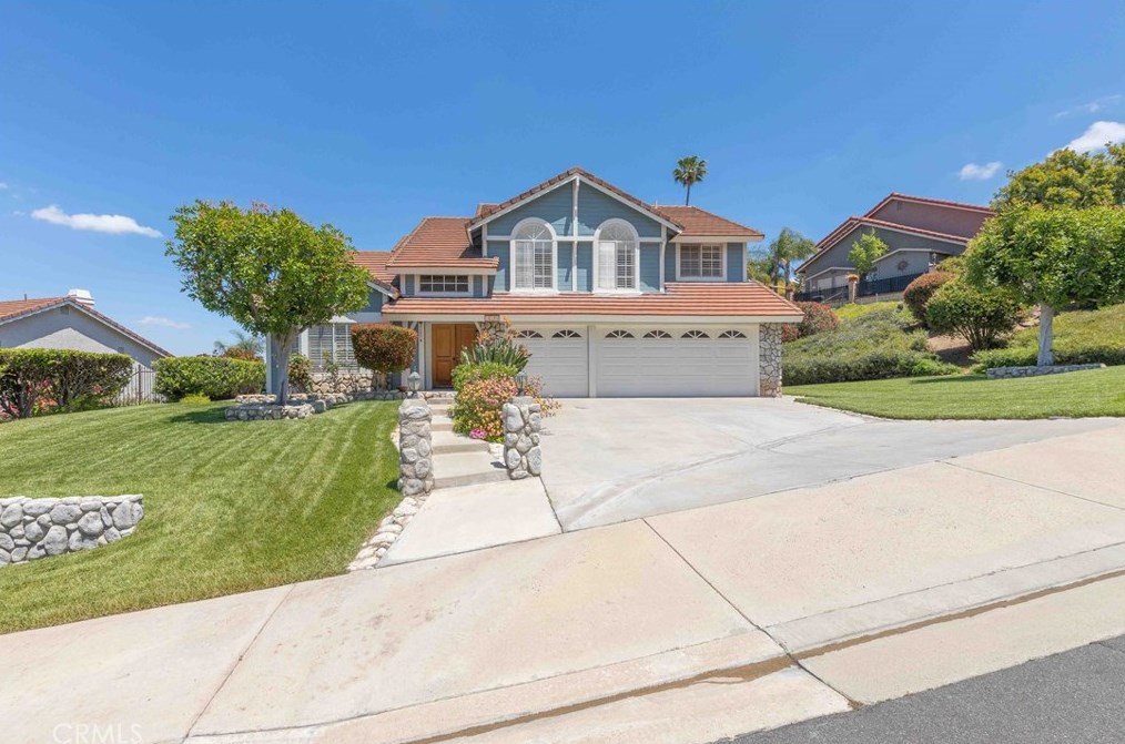 16580 Lake Knoll, Riverside, CA 92503