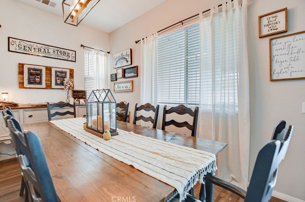 692 Alder Ct, Banning CA  92220-1291 exterior