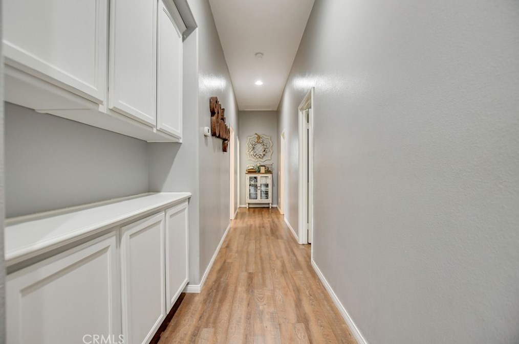 692 Alder Ct, Banning CA  92220-1291 exterior