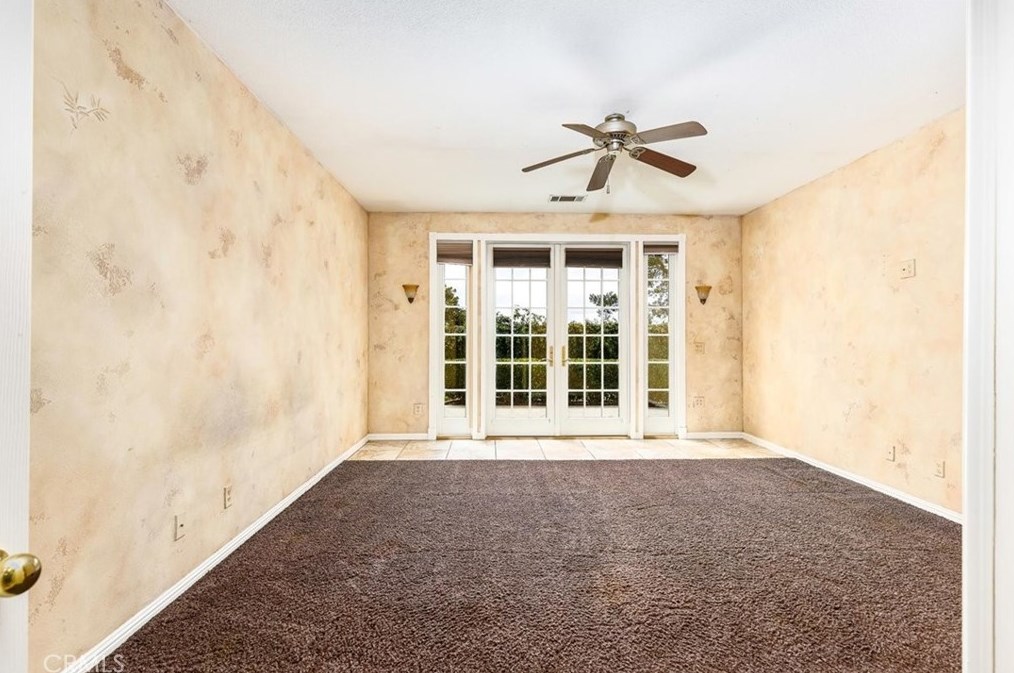 32299 Perigord Rd, Winchester CA  92596-9064 exterior