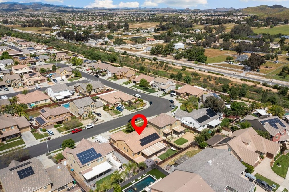 36366 Pistachio Dr, Winchester CA  92596-8653 exterior