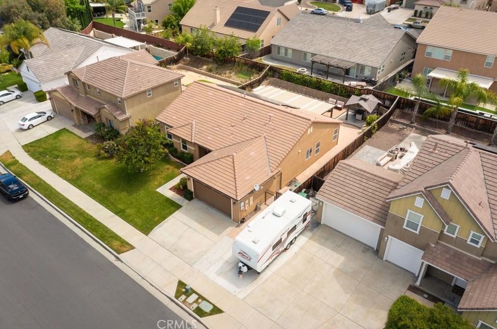 36366 Pistachio Dr, Winchester CA  92596-8653 exterior