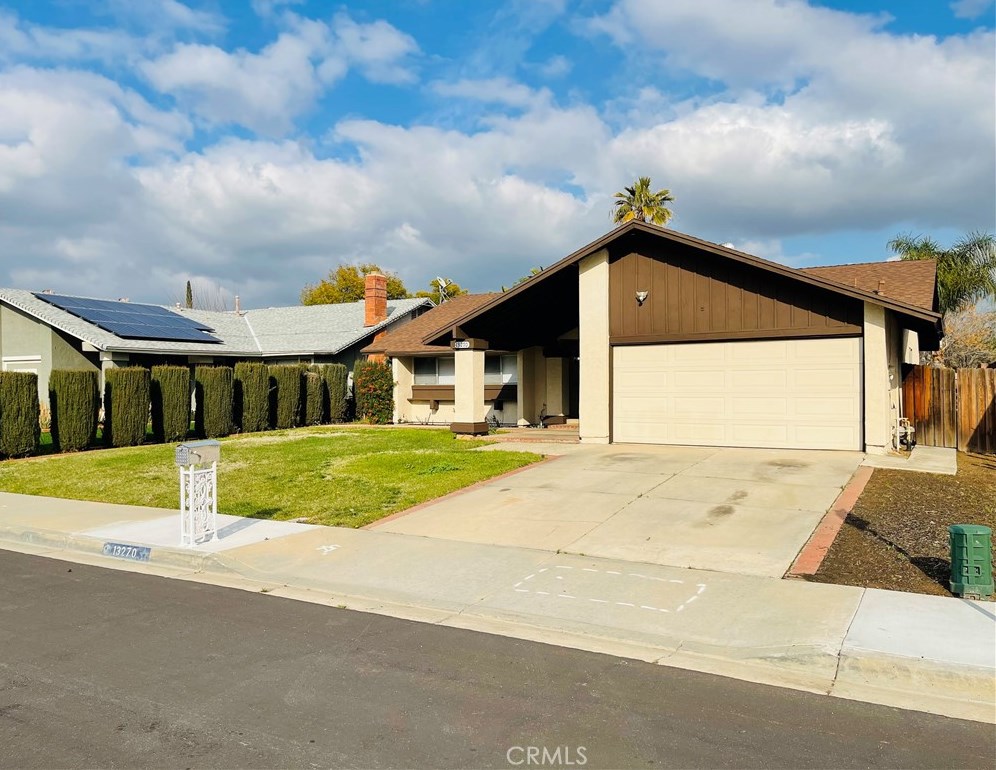13270 Sunfield Dr, Moreno Valley, CA 92553