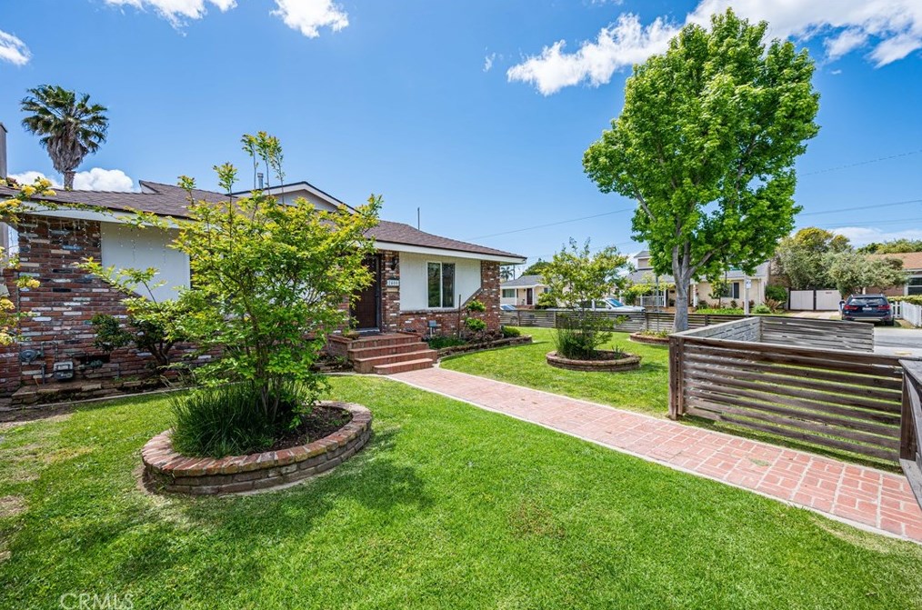 2400 Sebald Ave, Redondo Beach, CA 90278