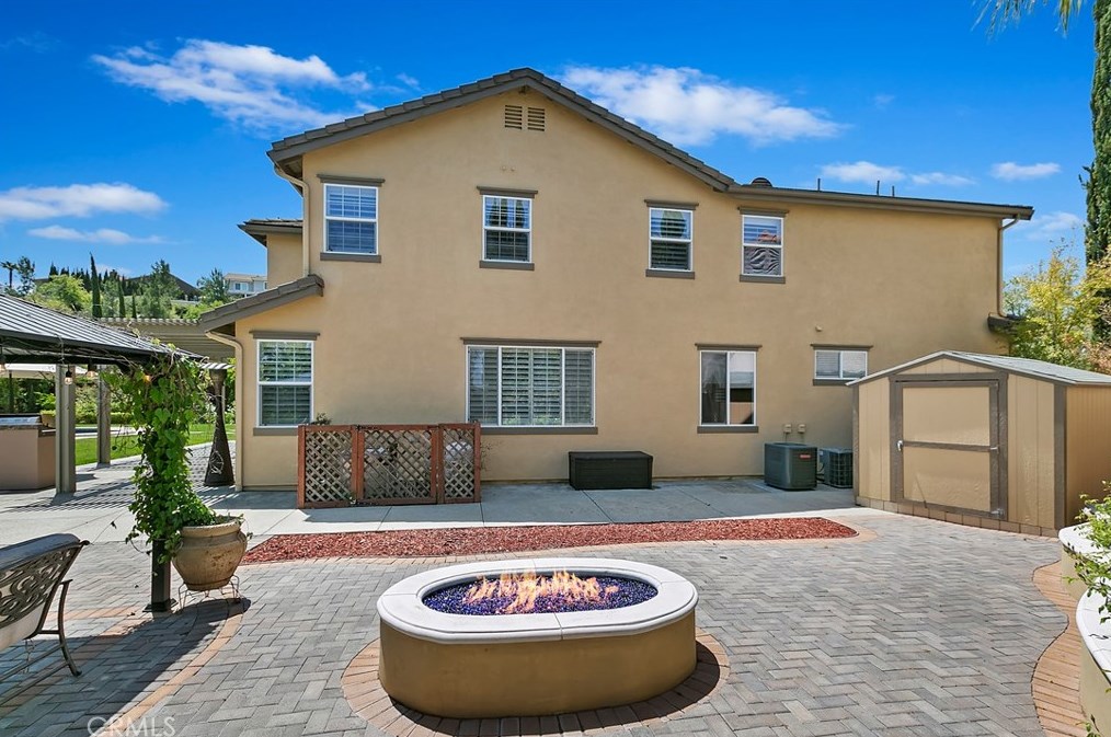 32862 Pine Cir, Temecula CA  92592-1369 exterior