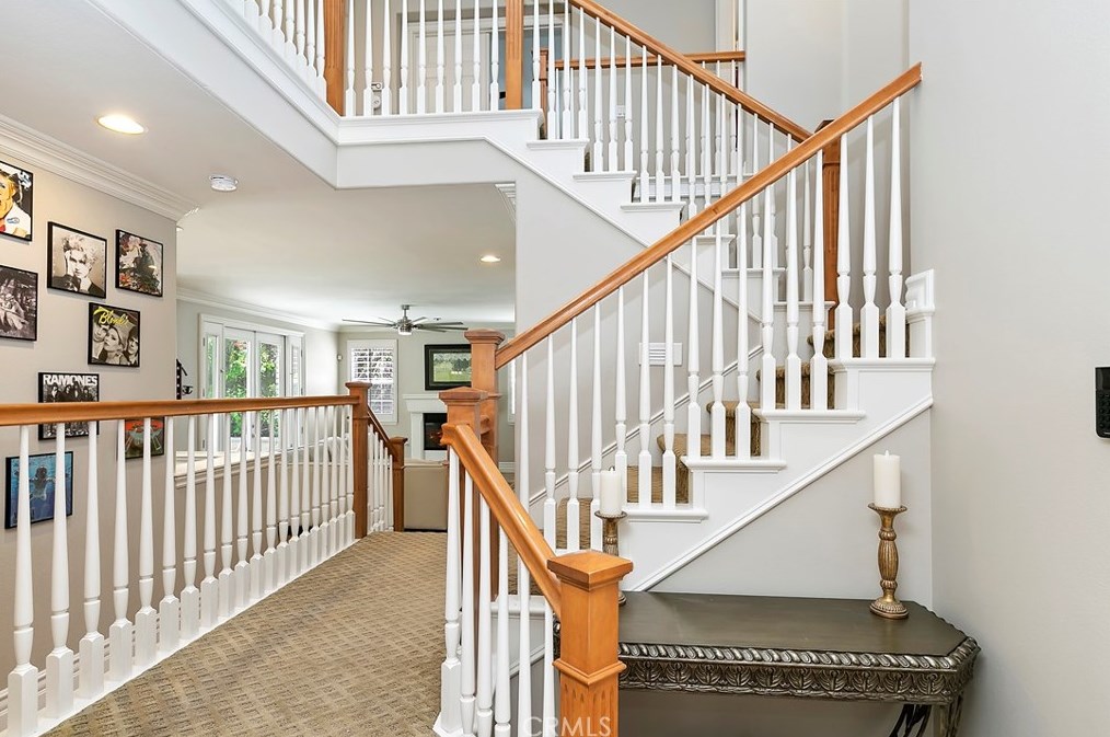 32862 Pine Cir, Temecula CA  92592-1369 exterior