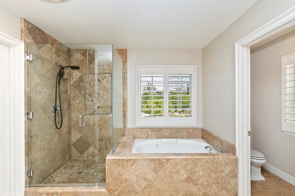 32862 Pine Cir, Temecula CA  92592-1369 exterior