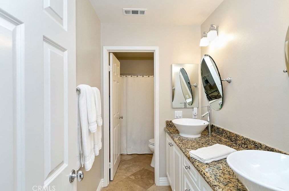 32862 Pine Cir, Temecula CA  92592-1369 exterior