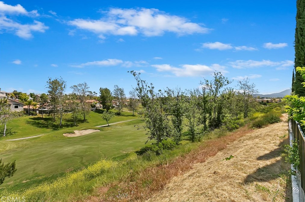 32862 Pine Cir, Temecula CA  92592-1369 exterior