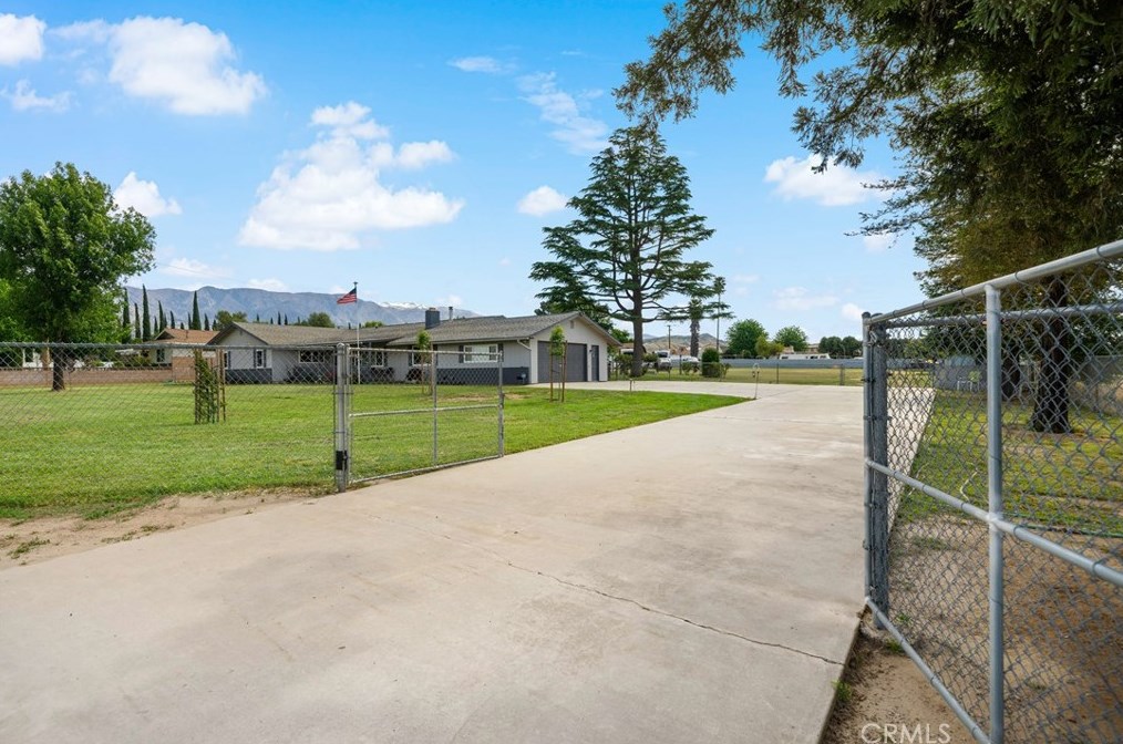 11280 Sunnyslope Ave, Beaumont, CA 92223