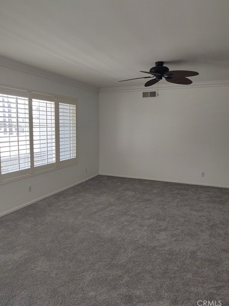 1360 Amberwood Dr, Hemet, CA 92543-5702