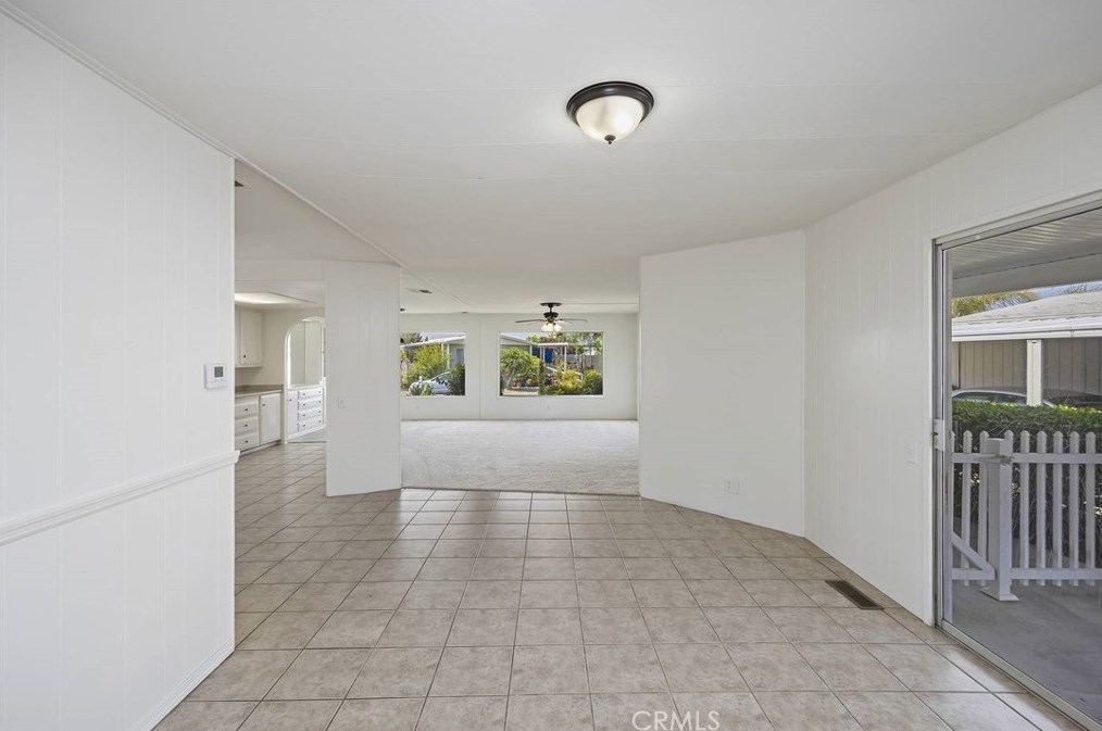 28910 Via La Rueda, Murrieta CA  92563-5728 exterior