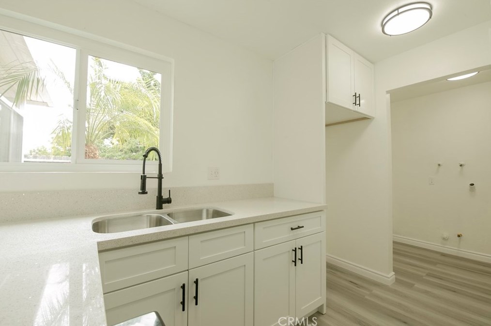 1528 Rolling Hills Dr, Oceanside, CA 92056