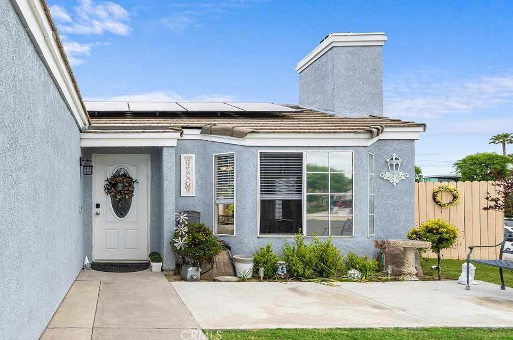 24746 Morningstar Dr, Murrieta CA  92562-4117 exterior
