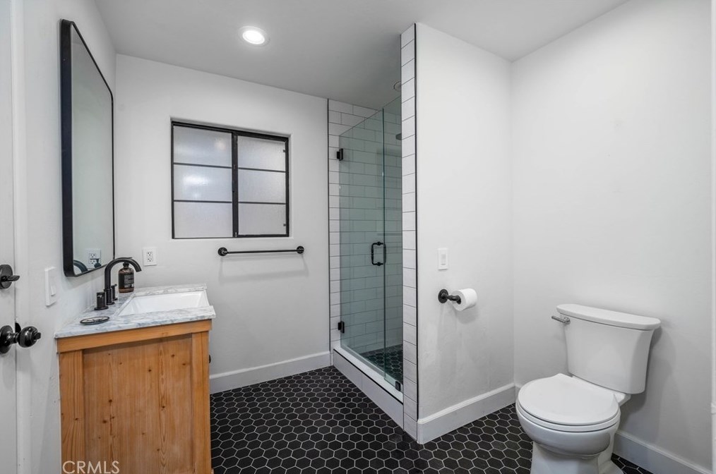 210 Ridge Dr, Fallbrook CA  92028-2624 exterior