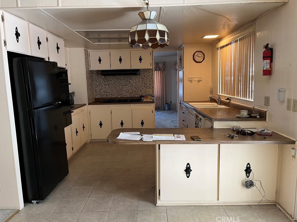 1665 El Cerrito Dr, Hemet, CA 92543-6821