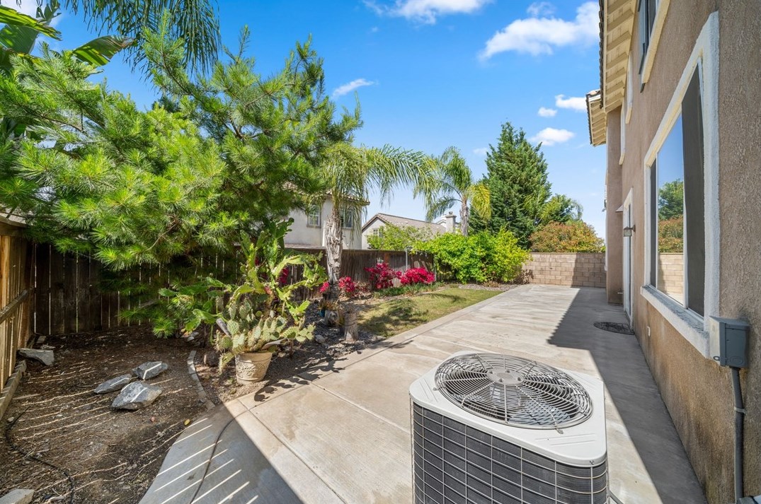 28370 Bruning St, Murrieta CA  92563-4411 exterior