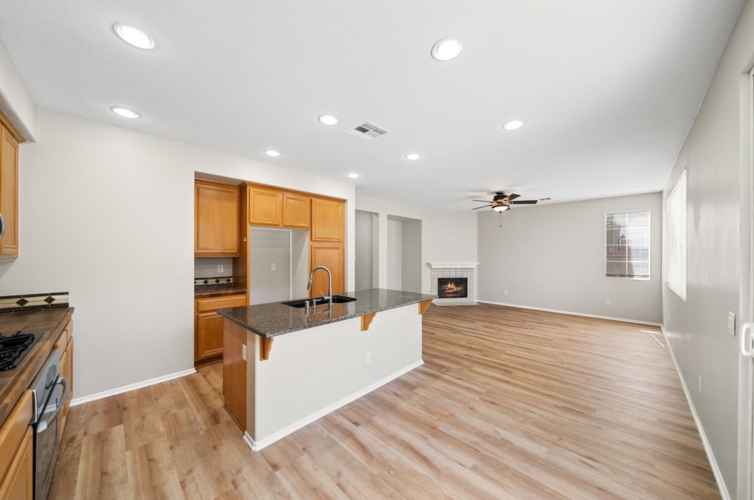 28370 Bruning St, Murrieta CA  92563-4411 exterior