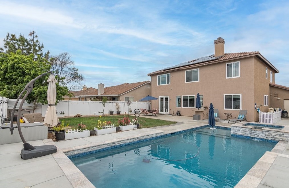 36619 Chantecler Rd, Winchester, CA 92596