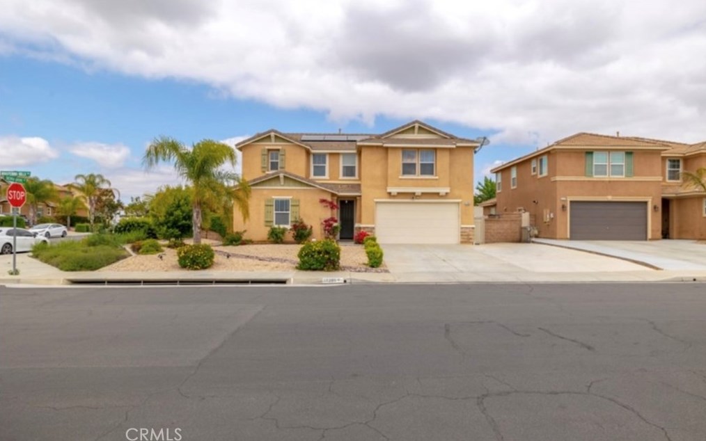 37285 Whispering Hills Dr, Murrieta, CA 92563-1862