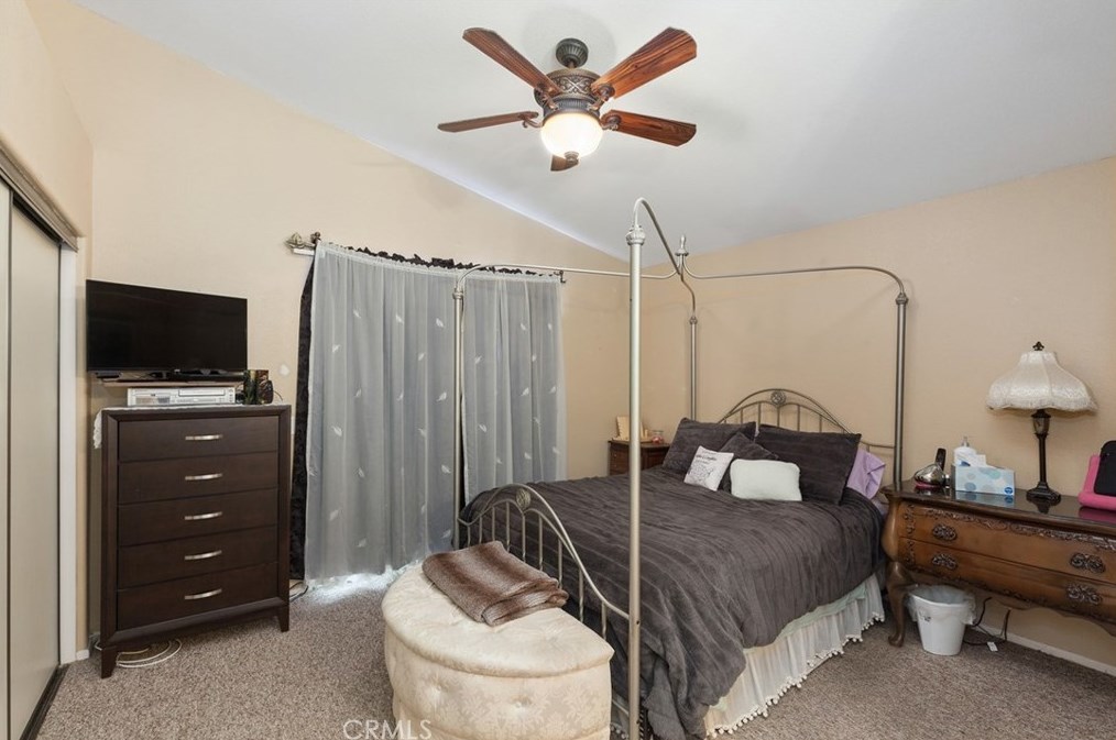 23671 Sierra Oak Dr, Murrieta CA  92562-2068 exterior