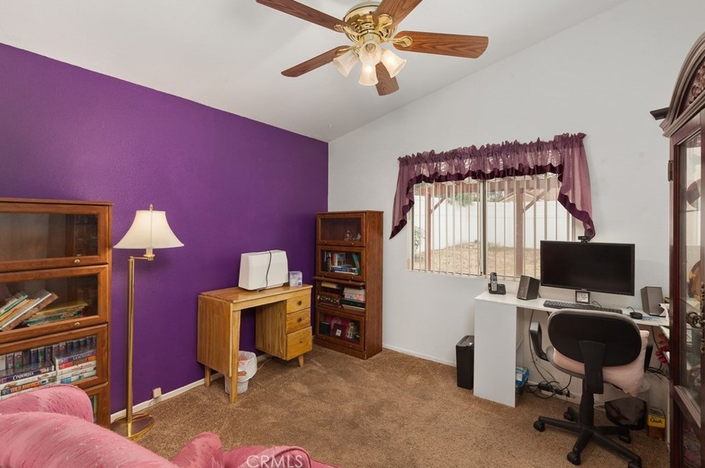 23671 Sierra Oak Dr, Murrieta CA  92562-2068 exterior