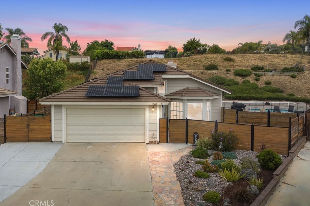 39221 Corte Tesoro, Murrieta, CA 92563-5524