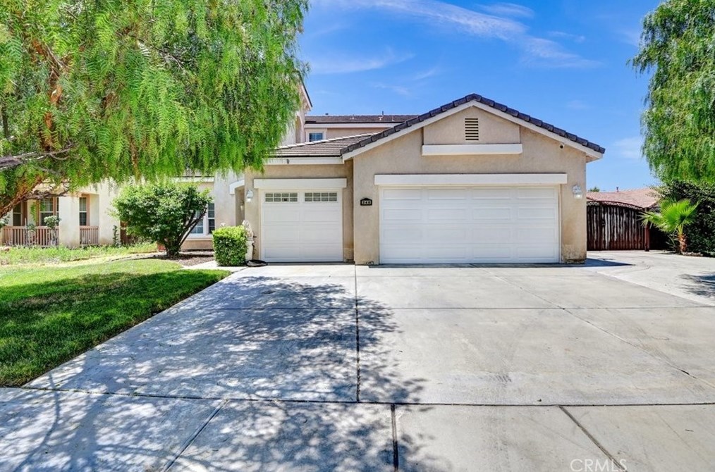 248 Nightfall Rd, San Jacinto, CA 92582