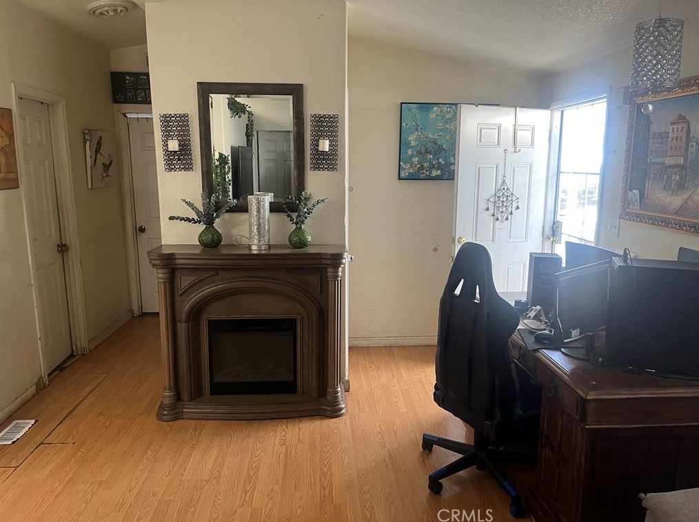 716 N Grand Ave #j6, Covina, CA 91724