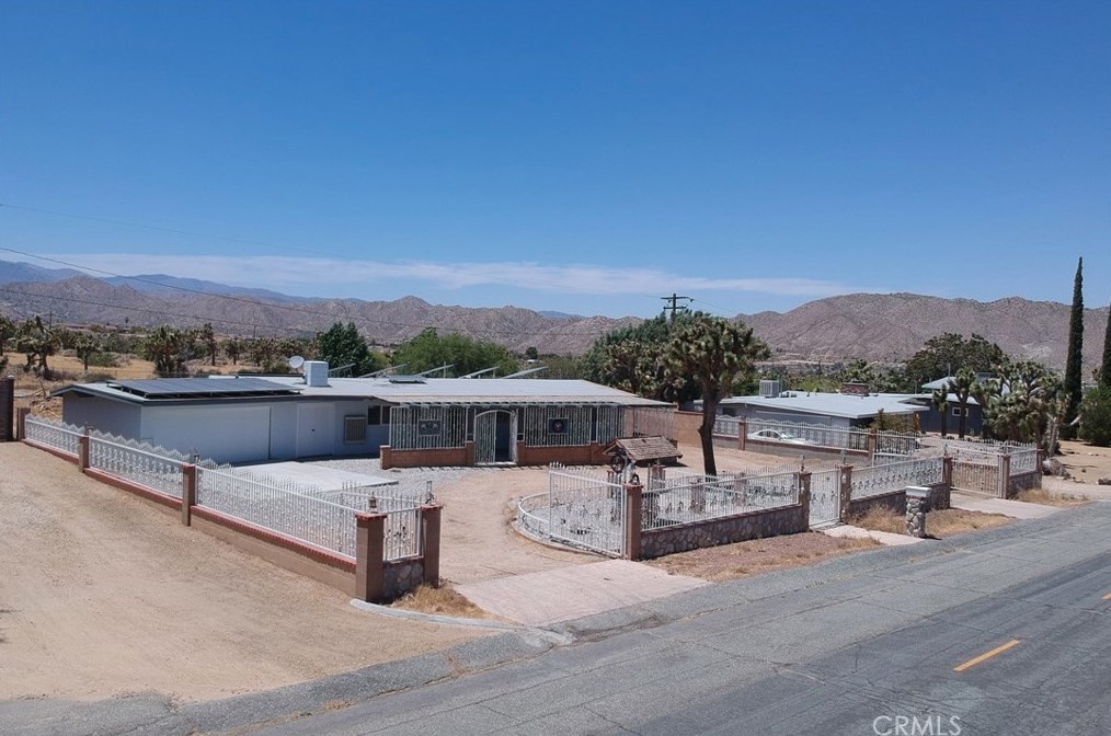 8054 Palm Ave, Yucca Valley, CA 92284