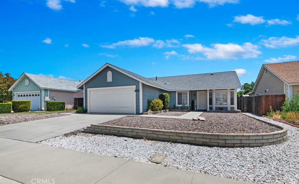 2415 Carnation Ave, Hemet, CA 92545-4757