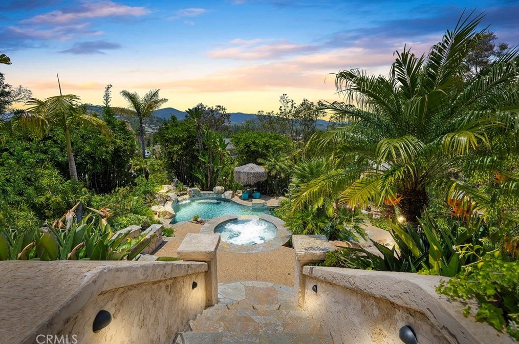 1898 Mountain Valley Ln, Escondido, CA 92029-4234