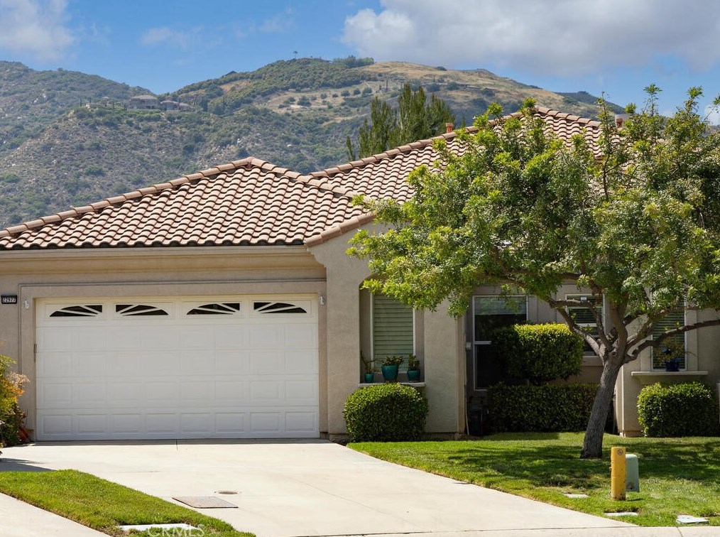 22977 Castle Pines Ct, Murrieta, CA 92562-5005