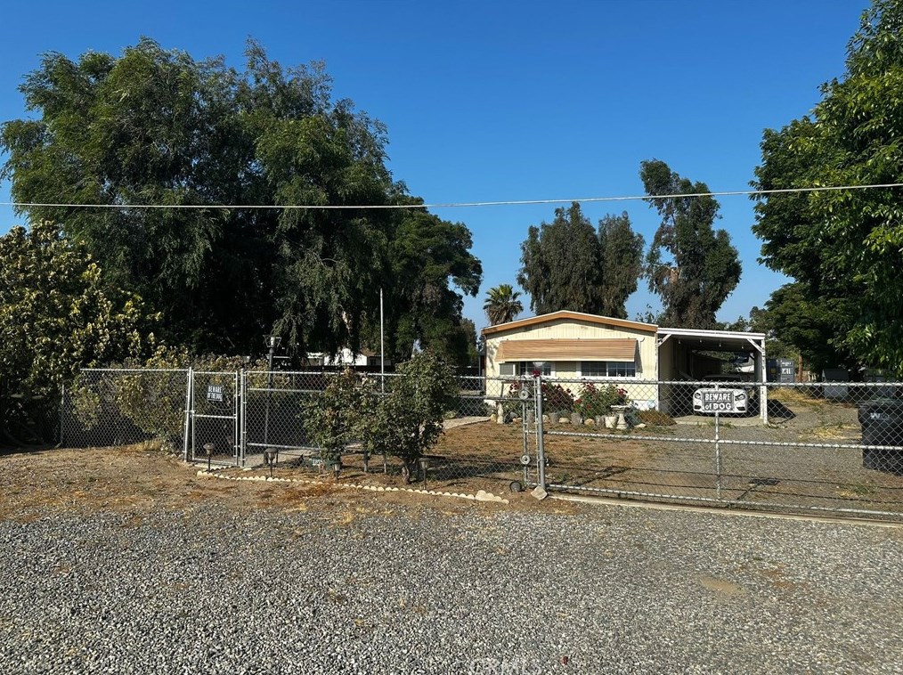 28950 Longfellow St, Winchester, CA 92596